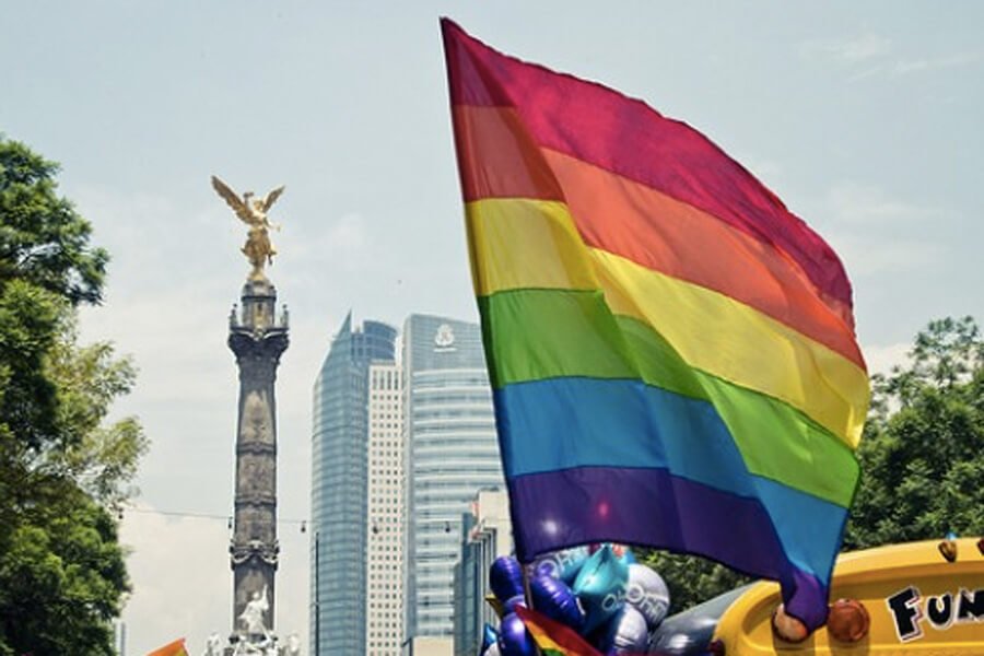 COMUNIDAD-LGBT-MX-31052016-192536