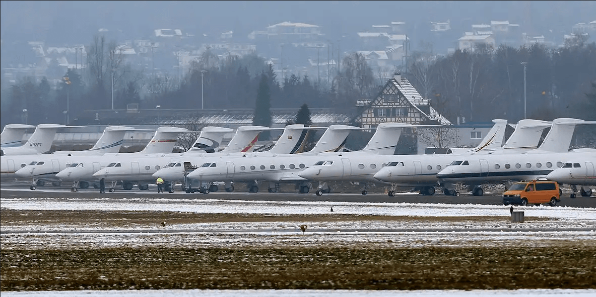 03-Aeropuerto Davos